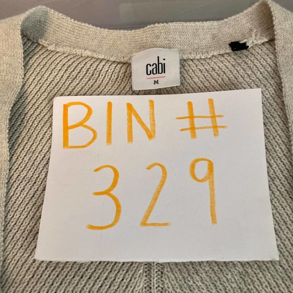 Cabi Cardigan Womens Sz M Gray V Neck Long‎ Sleeve Cotton Button Sweater - Picture 9 of 9